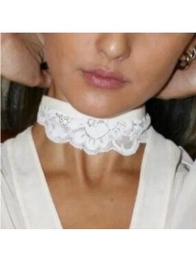 NWT Free People We are HAH All Choked Up Choker Size L Lace Garter White/Cream